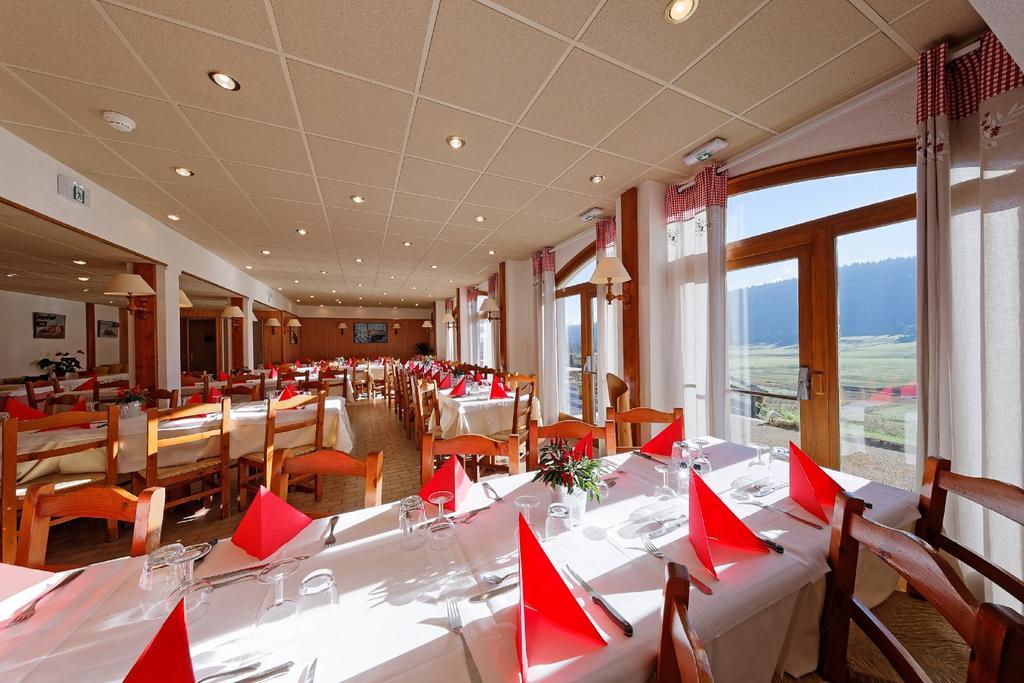 Hotel Club Le Risoux Bois-dʼAmont Εξωτερικό φωτογραφία