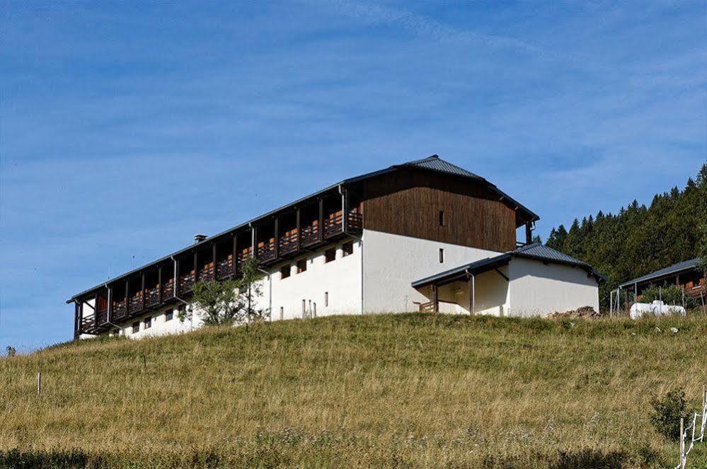 Hotel Club Le Risoux Bois-dʼAmont Εξωτερικό φωτογραφία